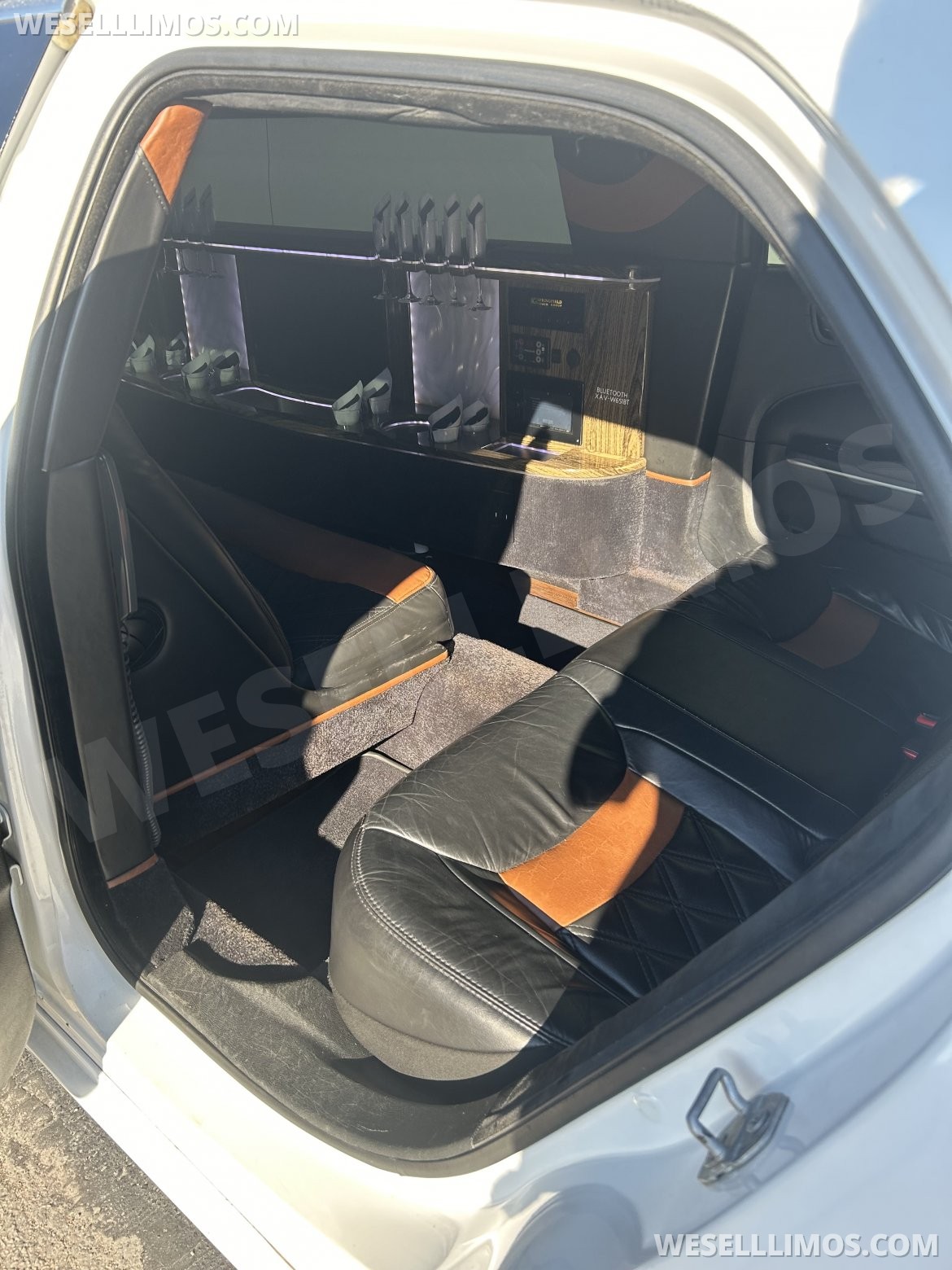 Photo of Limousine for sale: 2019 Chrysler 300 140&quot; by Limoland