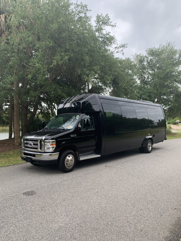 2017 Elkhart Customs Designs Ford E450 Shuttle Bus