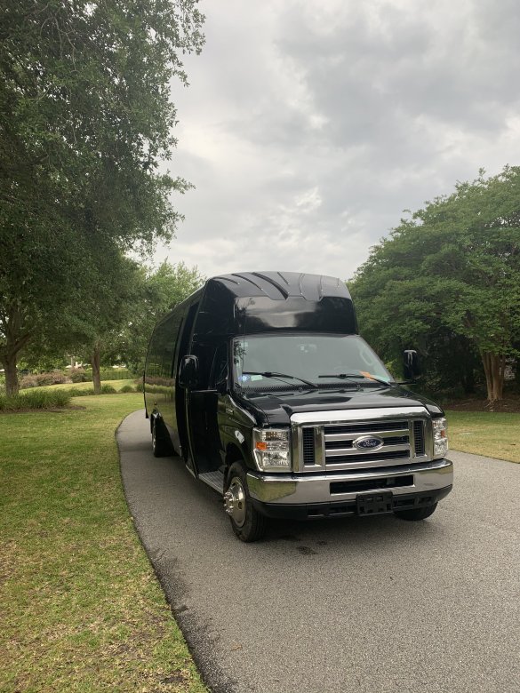 2017 Elkhart Customs Designs Ford E450 Shuttle Bus