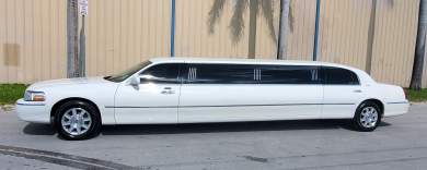 2006 Executive Coach Builders Lincoln 120 inch Executive ICON Limousine