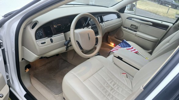 2006 Coastal Coachworks Lincoln Town car Limousine