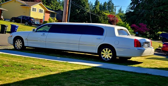 2006 Coastal Coachworks Lincoln Town car Limousine