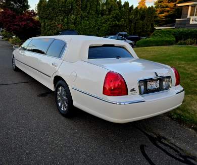 2006 Coastal Coachworks Lincoln Town car Limousine