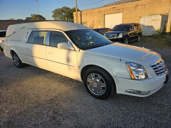 2008 Eagle  Cadillac DTS Funeral