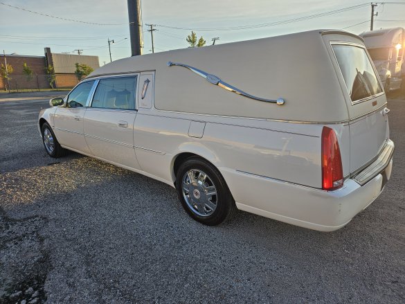 2008 Eagle  Cadillac DTS Funeral