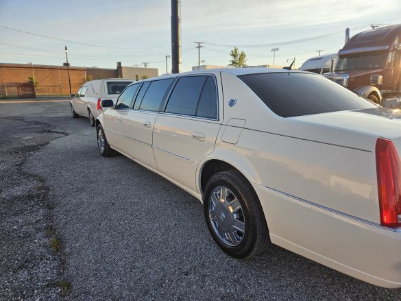 2006 S&S Cadillac DTS Funeral