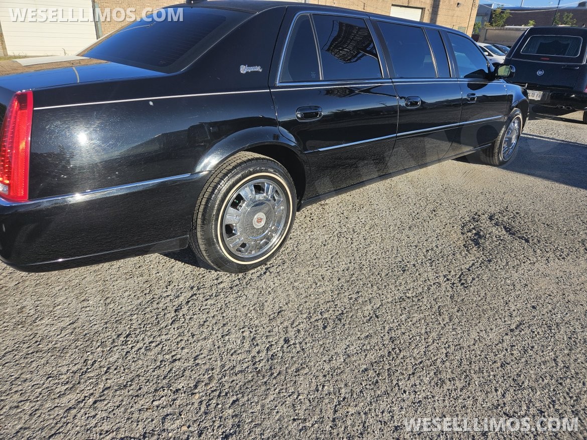 Funeral for Sale in Chicago, IL - Photo 7