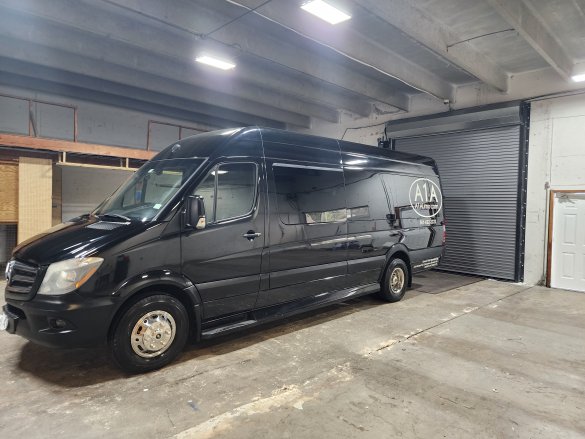 2017 First Class Mercedes-Benz Sprinter Sprinter