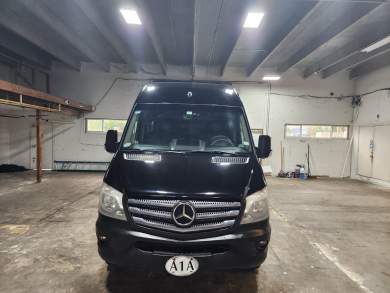 2017 First Class Mercedes-Benz Sprinter Sprinter