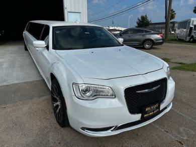 2019 Chrysler 300 Limo 140 Inch Limousine Springfield Coach