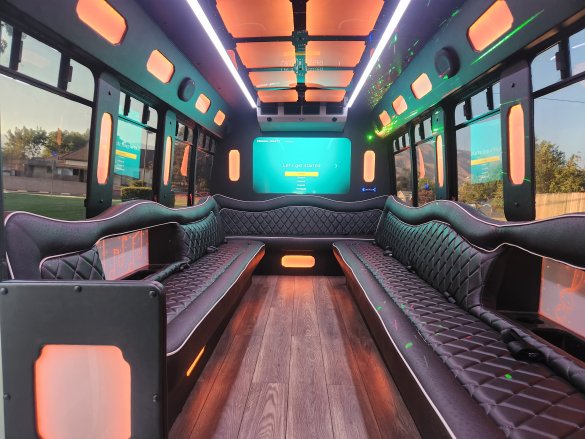 2014 Ford E450 Limo Bus