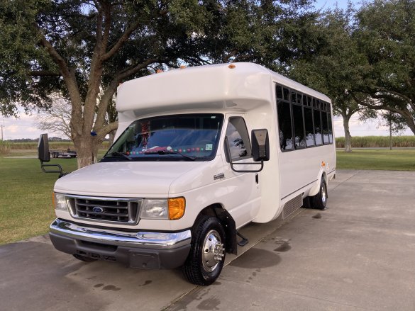 2007 Ford E450 Super Duty Party Bus