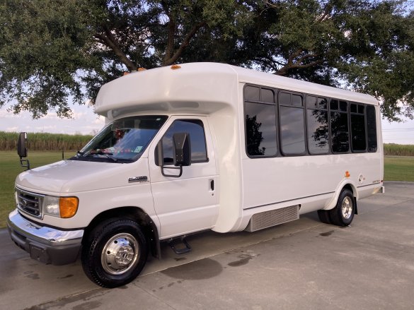 2007 Ford E450 Super Duty Party Bus