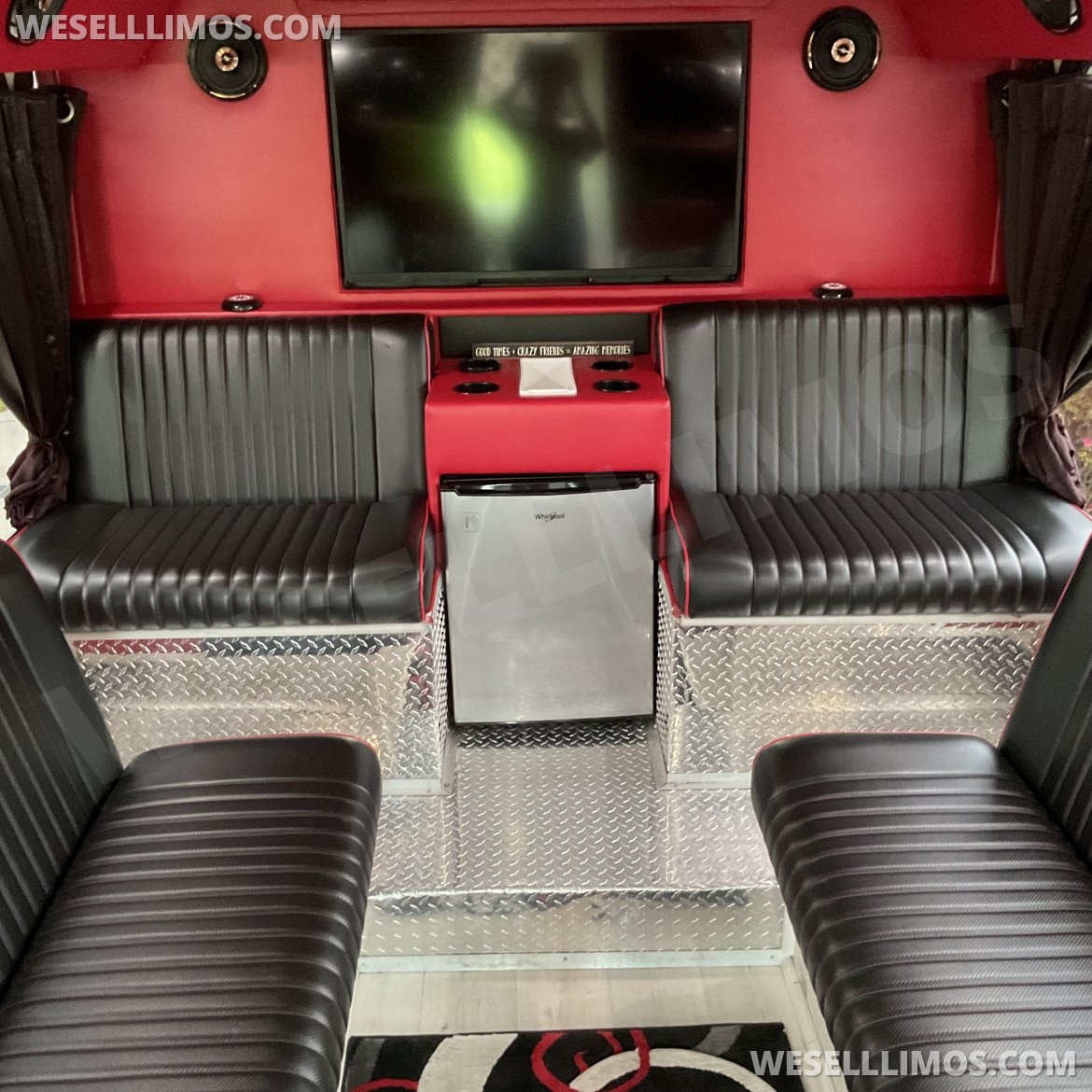 Photo of Limo Bus for sale: 2007 Ford E450 Super Duty 25&quot;