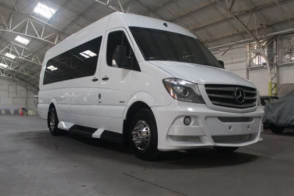 2016 Battisti Customs Mercedes-Benz Sprinter 170 Sprinter