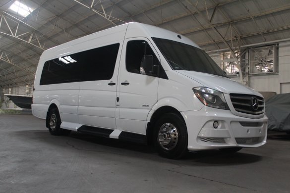 2016 Battisti Customs Mercedes-Benz Sprinter 170 Sprinter