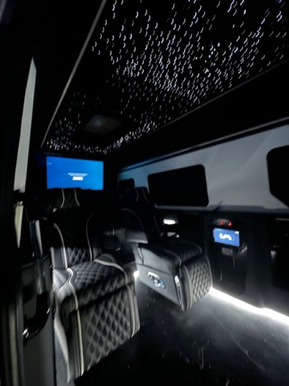 2022 Mercedes VIP/CEO Sprinter - Starlight