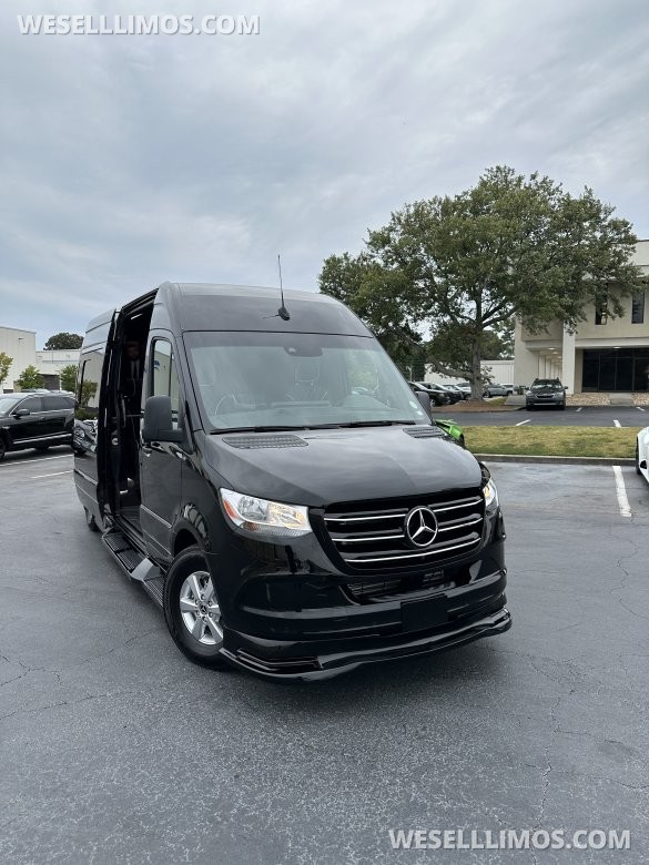 2022 Mercedes VIP/CEO Sprinter - Starlight