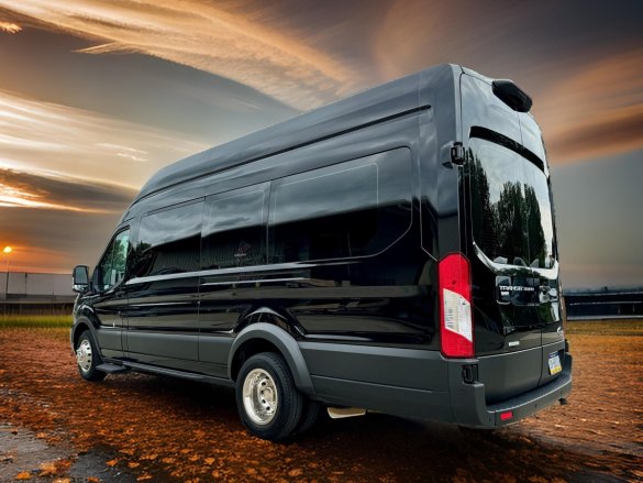 2023 Global Motor Coach Ford Transit Limousine