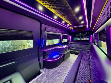 ..White.. 2024 Global Motor Coach Mercedes-Benz Sprinter 3500 3 Seat Limousine