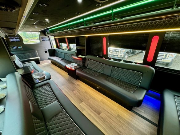 2017 Global Motor Coach Ford F550 Party Bus Limousine