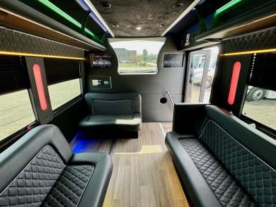 2017 Global Motor Coach Ford F550 Party Bus Limousine