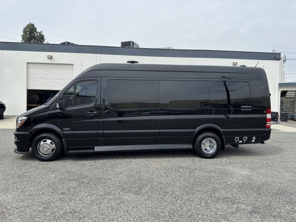 2017 Midwest Automotive Designs Mercedes-Benz 3500 Sprinter