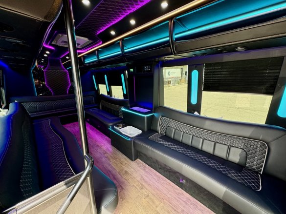 2017 Global Motor Coach Ford E450 Limo Party Bus