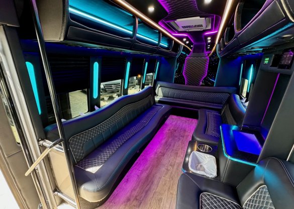 2017 Global Motor Coach Ford E450 Limo Party Bus