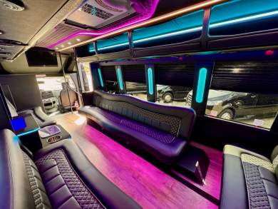 2017 Global Motor Coach Ford E450 Limo Party Bus