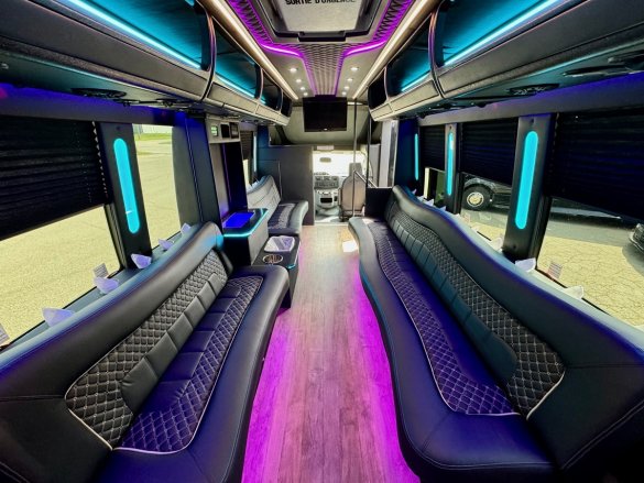 2017 Global Motor Coach Ford E450 Limo Party Bus