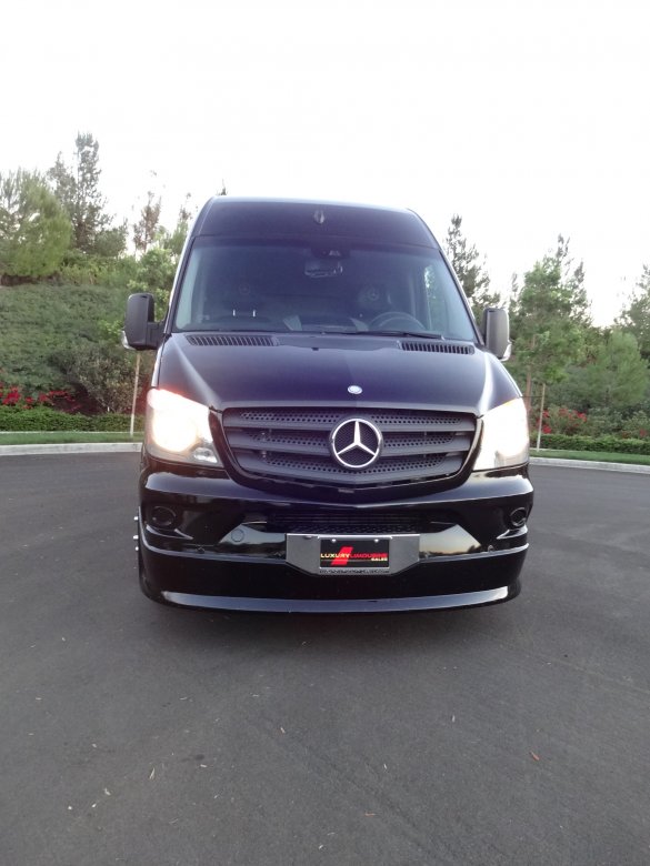 2014 Mercedes-Benz 3500 Limousine Sprinter for Sale in Irvine, CA - Photo 2