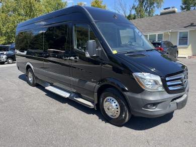 2017 Executive Coach Builders Mercedes-Benz Sprinter 3500 170”  Sprinter