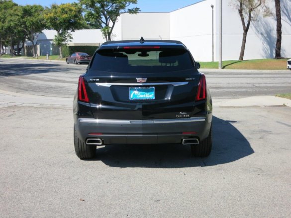 2024 Platinum VIP Cadillac XT5 Executive8