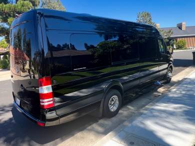 2016 Mercedes-Benz 3500 170" Sprinter with GlideRite "Air Ride" Suspension