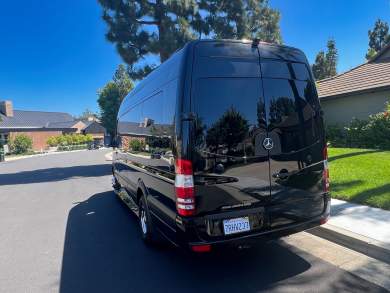 2016 Mercedes-Benz 3500 170" Sprinter with GlideRite "Air Ride" Suspension