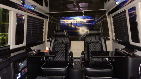 2016 Mercedes-Benz 3500 170" Sprinter with GlideRite "Air Ride" Suspension