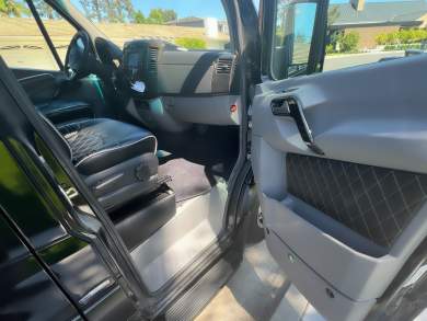 2016 Mercedes-Benz 3500 170" Sprinter with GlideRite "Air Ride" Suspension