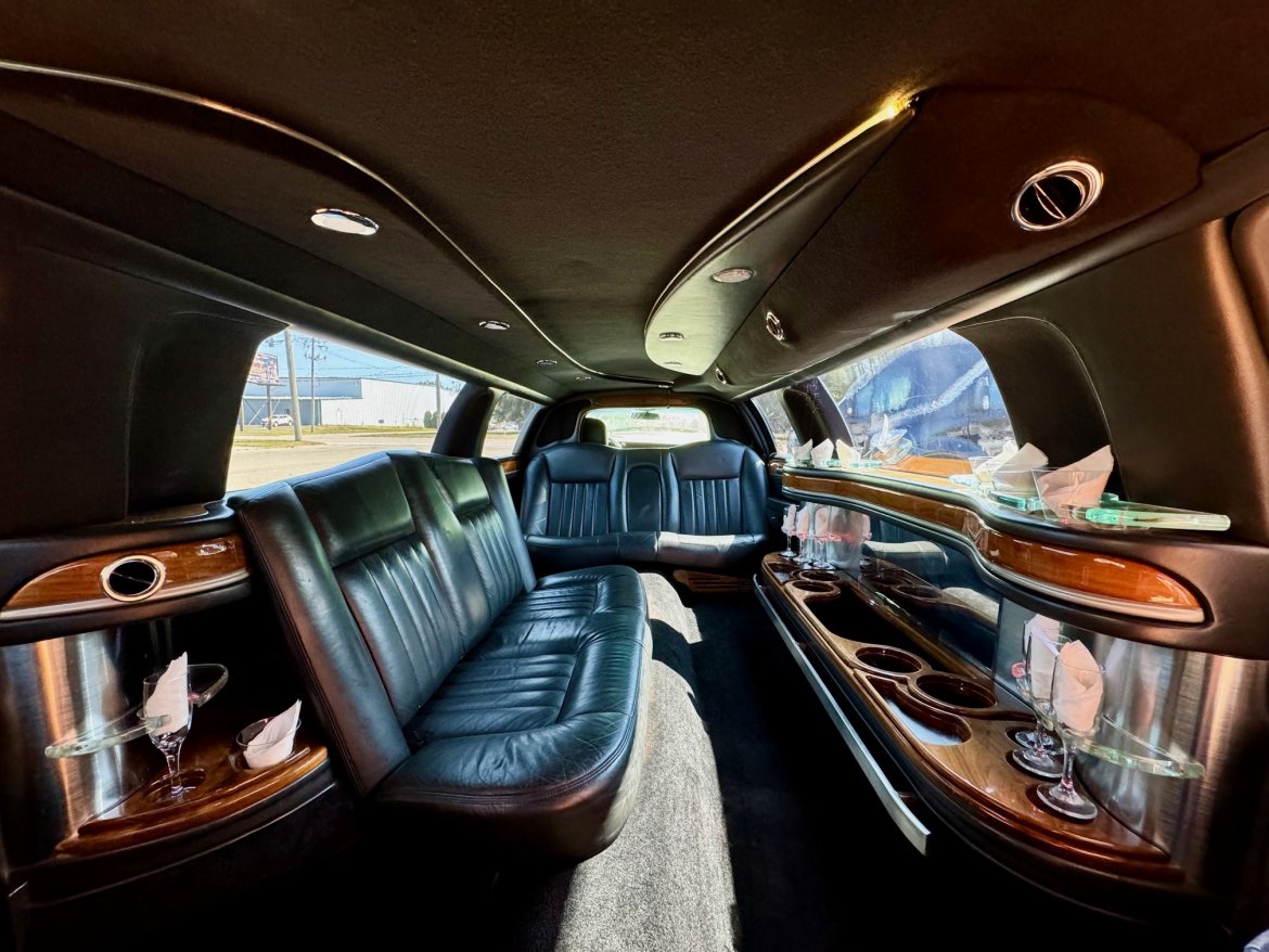 Limousine for Sale in Erie, PA - Photo 8