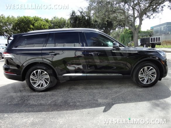 2023 Lincoln Aviator AWD Livery SUV