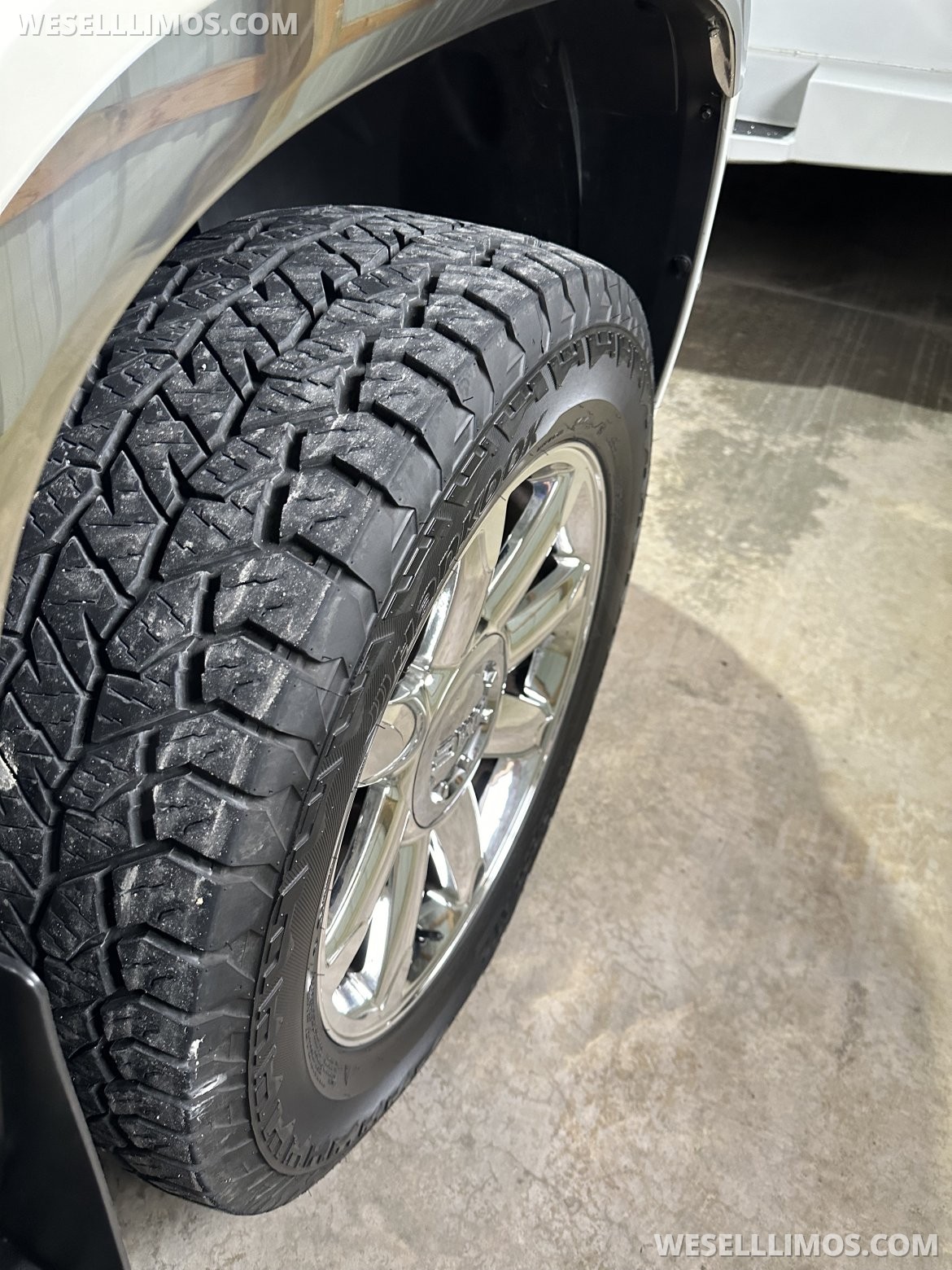 Photo of SUV Stretch for sale: 2009 GMC Denali 200"