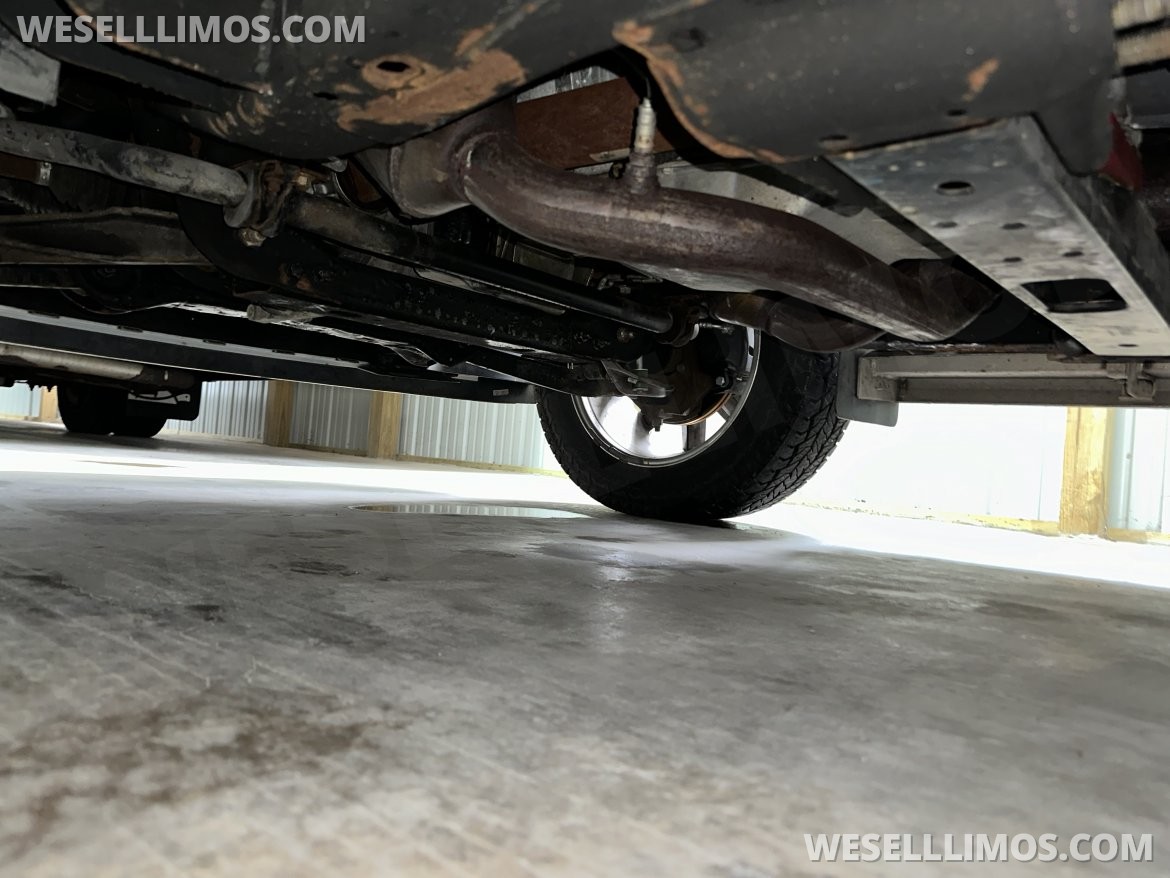 Photo of SUV Stretch for sale: 2009 GMC Denali 200"