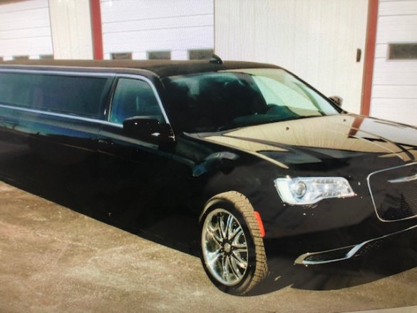 2017 Springfield Chrysler 300 Limousine