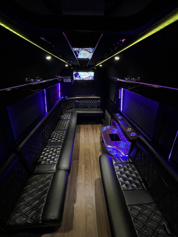 2014 Battisti Customs Mercedes-Benz Sprinter 3500 Limousine