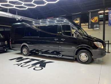 2014 Battisti Customs Mercedes-Benz Sprinter 3500 Limousine