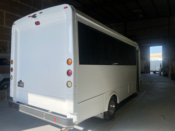 2018 First Class Coach Works Ford E450 Limo Bus