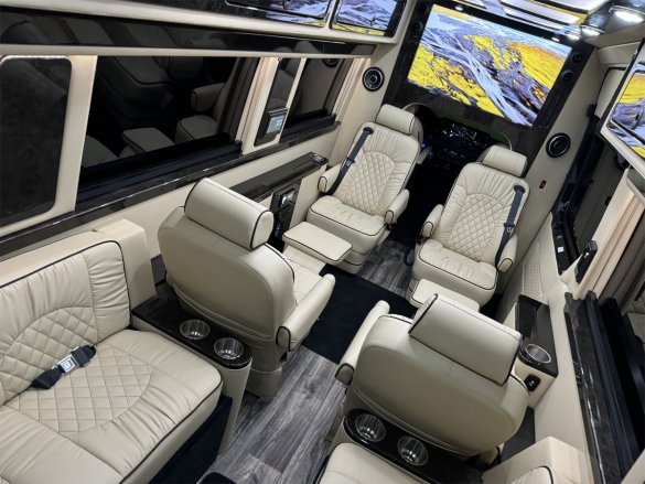 2020 Luxe Cruiser Limousine Midwest Automotive Designs Mercedes-Benz Sprinter