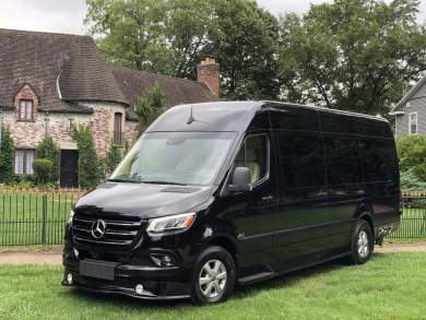 2020 Luxe Cruiser Limousine Midwest Automotive Designs Mercedes-Benz Sprinter