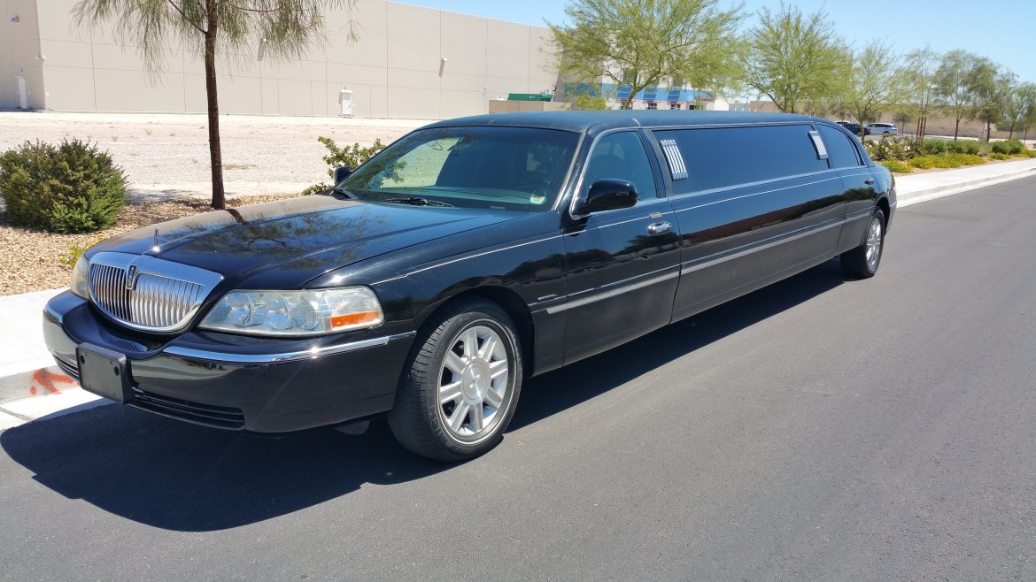 Limousine for Sale in Las Vegas, NV - Photo 2