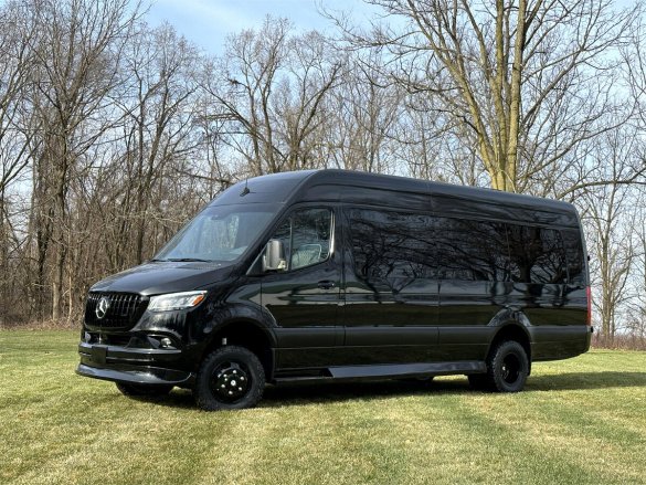 2024 Touring Coach AWD Auto Elite Mercedes-Benz Sprinter